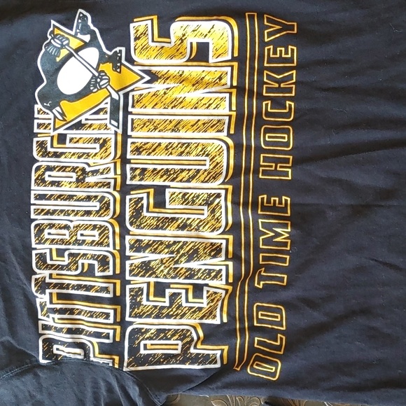 3/$20 Pittsburg Penguins Old Time Hockey Shirt - Picture 2 of 5